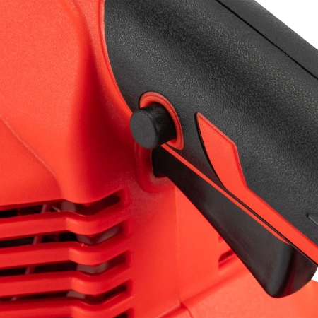 Электрическая цепная пила Starwind SE-2418-SM 2400Вт 3.26л.с. дл.шины:18" (45cm)