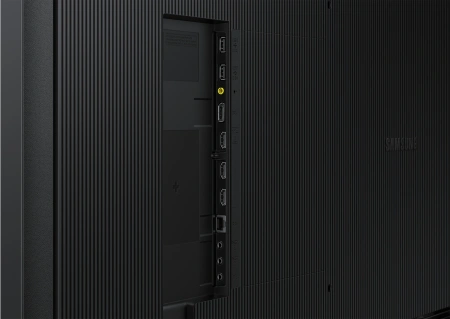 Панель Samsung 75" QM75C черный E-LED BLU LED 8ms 16:9 HDMI M/M Mat 500cd USB