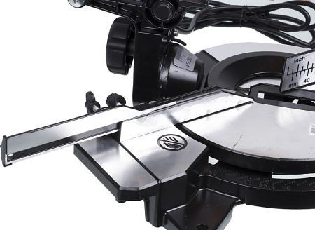 Торцовочная пила Вихрь ПТ-210 1500Вт 5000об/мин d=210мм