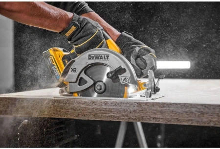 Циркулярная пила (дисковая) DeWalt DCS570N-XJ (ручная) D диска.:184мм