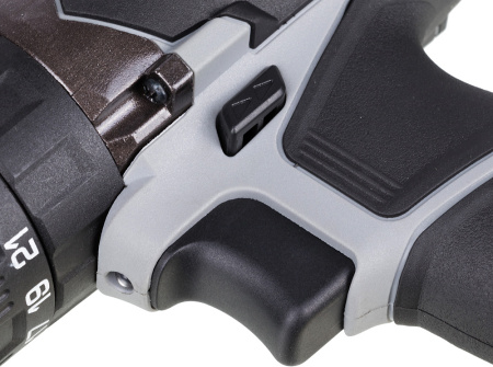 Дрель-шуруповерт Интерскол ДАУ-13/18В аккум. патрон:быстрозажимной (кейс в комплекте) (574.2.2.70)