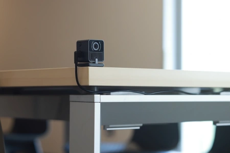 Видеорегистратор Mio MiVue J20 черный 4Mpix 1080x1920 1080p 150гр. SSC3337DE