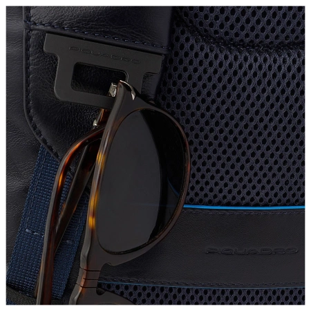 Рюкзак мужской Piquadro Blue Square Revamp CA5574B2V/BLU синий кожа