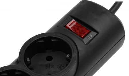 Сетевой фильтр Defender DFS 155 5м (6 розеток) черный (коробка)