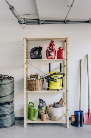 Строительный пылесос Karcher WD 2 Plus V-12/4/18 1000Вт (уборка: сухая/сбор воды) желтый