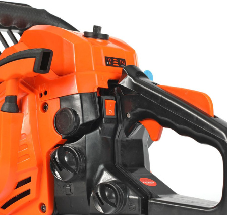 Бензопила Patriot PT 385 2л.с. дл.шины:14" (35cm) (220103850)