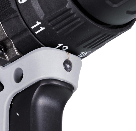 Дрель-шуруповерт Интерскол ДАУ-13/18ВК аккум. патрон:быстрозажимной (кейс в комплекте) (573.1.2.70)