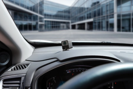 Видеорегистратор Mio MiVue J20 черный 4Mpix 1080x1920 1080p 150гр. SSC3337DE