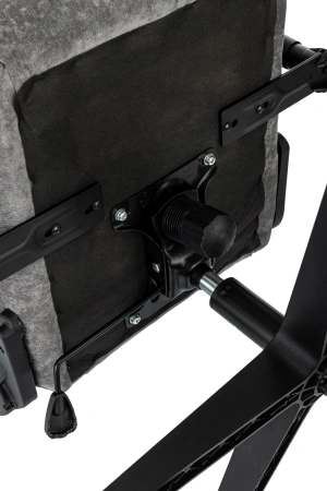 Кресло игровое Zombie Ghost Fabric серый Light-19 с подголов. крестов. пластик