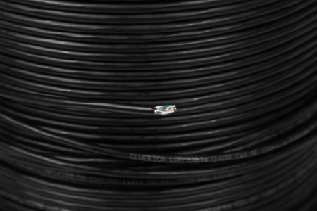 Кабель информационный ITK GENERICA BC3-C5E04-139-305-G кат.5E U/UTP 4X2X24AWG LDPE внешний 305м черный