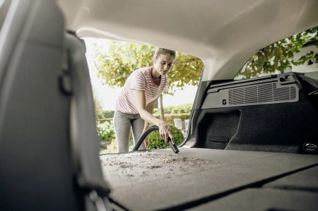 Строительный пылесос Karcher WD 2 Plus V-12/4/18 1000Вт (уборка: сухая/сбор воды) желтый