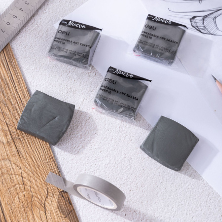 Ластик Deli EH02610 42х42х12мм серый клячка картонный дисплей