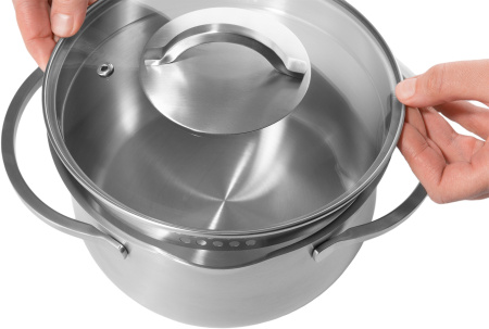 Кастрюля Polaris Solid-20C 3.5л. d=20см (с крышкой) серебристый (15132)