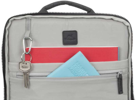 Рюкзак для ноутбука 15.6" Riva 8861 черный полиуретан/полиэстер