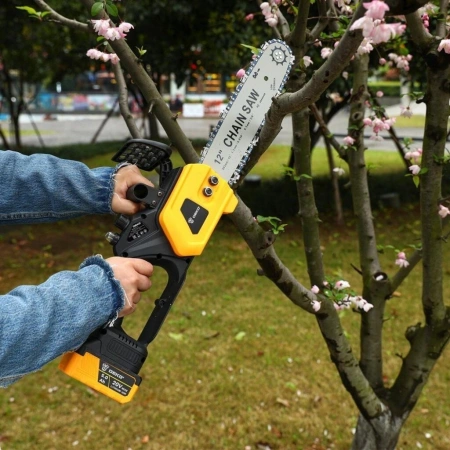 Цепная пила Deko DKCHS 20 дл.шины:12" (30cm) 2аккум. 5Ач ЗУ (083-2001)