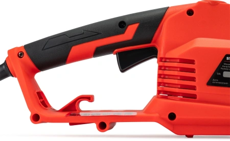 Электрическая цепная пила Starwind SE-2418-SM 2400Вт 3.26л.с. дл.шины:18" (45cm)