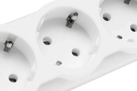 Сетевой фильтр Defender ILS 351 1.8м (5 розеток) белый (коробка)