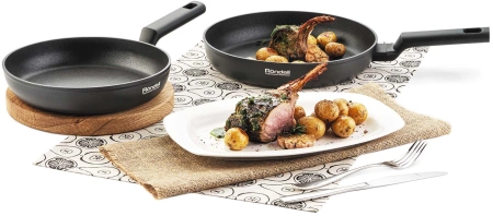 Сковорода Rondell Basaltica RDA-1842 круглая 28см покрытие: TriTitanPRO ручка несъемная (без крышки) черный