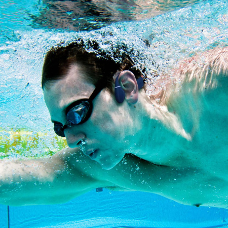 Гарнитура накладные Creative Outlier Free Pro Plus черный/синий беспроводные bluetooth (51EF1081AA00