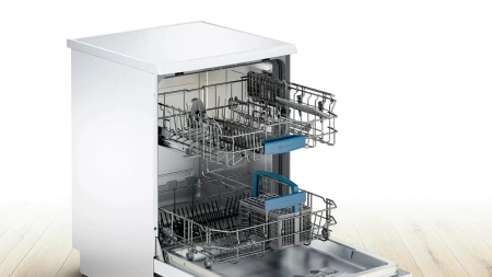 Посудомоечная машина Bosch Serie 4 SMS43D02ME белый (полноразмерная)