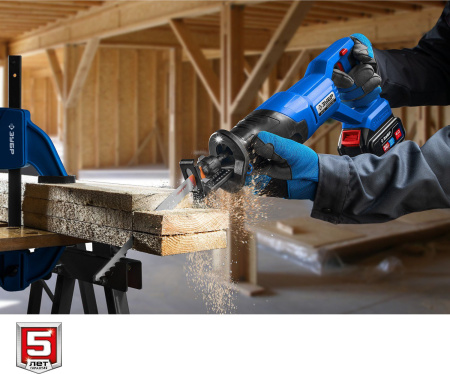 Сабельная пила Зубр SPB-180-41 аккум. 2600ход/мин