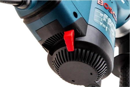 Перфоратор Bosch GBH 4-32 DFR патрон:SDS-plus уд.:4.2Дж 900Вт (кейс в комплекте)