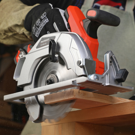 Циркулярная пила (дисковая) Patriot CS 185UES 260Вт (ручная) D диска.:185мм (110303185)