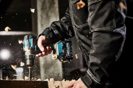 Дрель-шуруповерт Makita DF001GD201 аккум. патрон:быстрозажимной (кейс в комплекте)