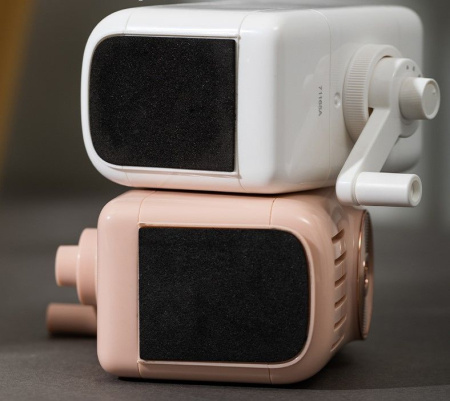 Точилка для карандашей механическая Deli E71165A 1 отверстие пластик ассорти