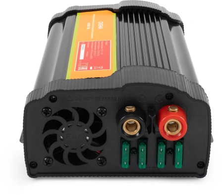 Автоинвертор Digma AI1000-12W 1000Вт