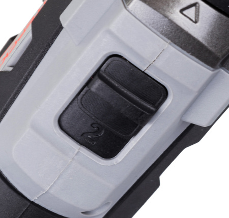 Дрель-шуруповерт Интерскол ДАУ-13/18ВК аккум. патрон:быстрозажимной (кейс в комплекте) (573.1.2.70)