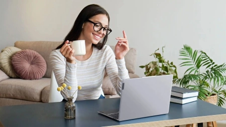 Ноутбук Lenovo IdeaPad Slim 5 16IMH9 Core Ultra 5 125H 16Gb SSD1Tb Intel Arc 16" OLED 2K (2048x1280) noOS l.grey WiFi BT Cam (83DC004GRK)
