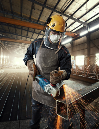 Углошлифовальная машина Bosch GWS 30-180 B 2800Вт 8500об/мин рез.шпин.:M14 d=180мм (06018G0000)