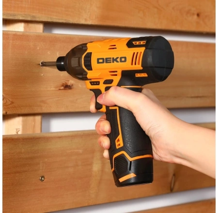 Винтоверт Deko DKIS12FU-Li 12Вт аккум. патрон:шестигр.1/4" (085-1110)