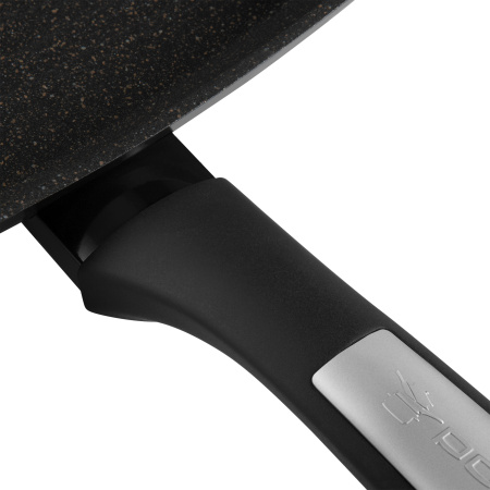 Сковорода-гриль Polaris Monolit 28G квадратная ручка несъемная (без крышки) черный (15264)