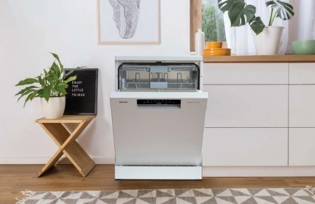 Посудомоечная машина Gorenje GS643C90W белый (полноразмерная)