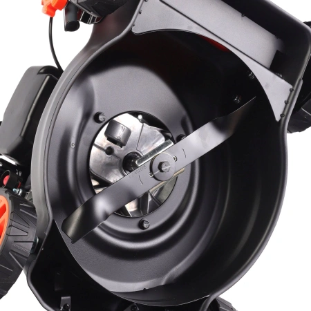 Газонокосилка роторная Patriot PT 400 (512109400)