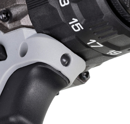 Дрель-шуруповерт Интерскол ДАУ-13/18В аккум. патрон:быстрозажимной (кейс в комплекте) (574.4.1.70)