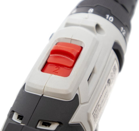 Дрель-шуруповерт Ресанта ДА-20-2ЛК аккум. патрон:быстрозажимной (кейс в комплекте) (75/14/11)