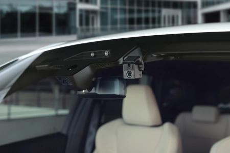 Видеорегистратор Mio MiVue J20 черный 4Mpix 1080x1920 1080p 150гр. SSC3337DE