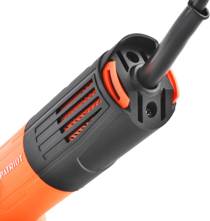 Углошлифовальная машина Patriot AG 125 850Вт 11000об/мин рез.шпин.:M14 d=125мм (110301125)