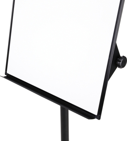 Флипчарт Deli EV130 лак 75x106.7см на роликах белый/черный