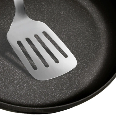 Сковорода Rondell Walzer RDA-768 круглая 26см покрытие: TriTitan ручка несъемная (без крышки) черный