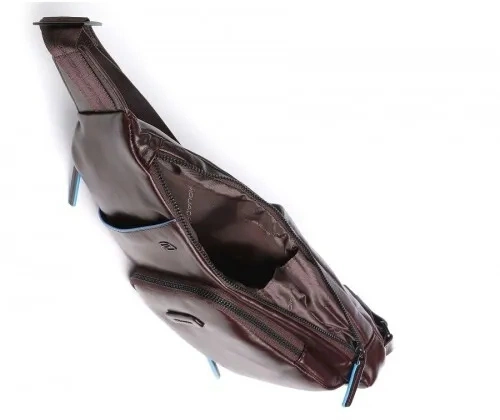 Рюкзак слинг Piquadro Blue Square Revamp CA5577B2V/MO кр.дерево кожа