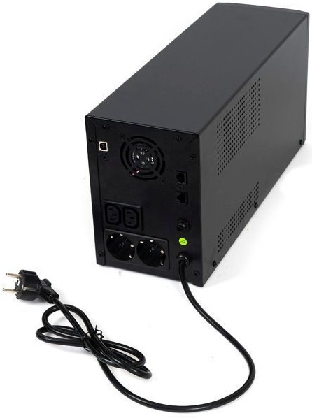 Источник бесперебойного питания Бастион SKAT-UPS 3000/1800 1800Вт 3000ВА черный