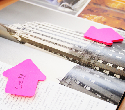 Блок самоклеящийся бумажный Stick`n 21181 70x70мм 50лист. 70г/м2 неон малиновый вырубной "стрелка" европодвес