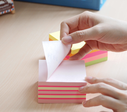 Блок самоклеящийся бумажный Stick`n 21010 76x76мм 400лист. 70г/м2 неон желтый