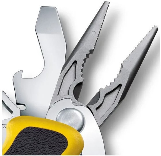 Нож перочинный Victorinox RangerGrip Boatsman (0.9798.MWC8) 130мм 22функц. желтый/черный карт.коробка