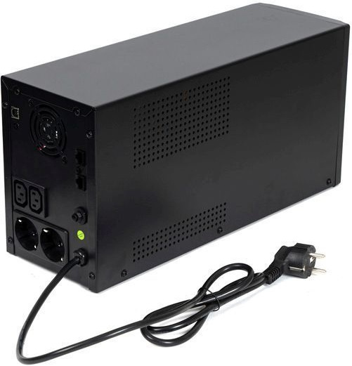 Источник бесперебойного питания Бастион SKAT-UPS 3000/1800 1800Вт 3000ВА черный