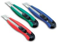 Нож канцелярский Kw-Trio 3713blck шир.лез.18мм усиленный 2 сменных лезвия металл черный блистер